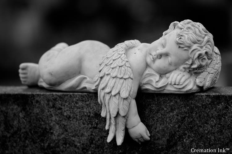 making tattoos with pet cremation ashes